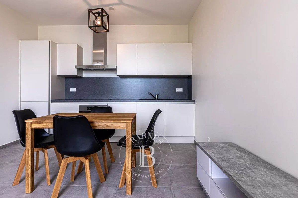 Location - Appartement Meublé - Bertrange - picture 3