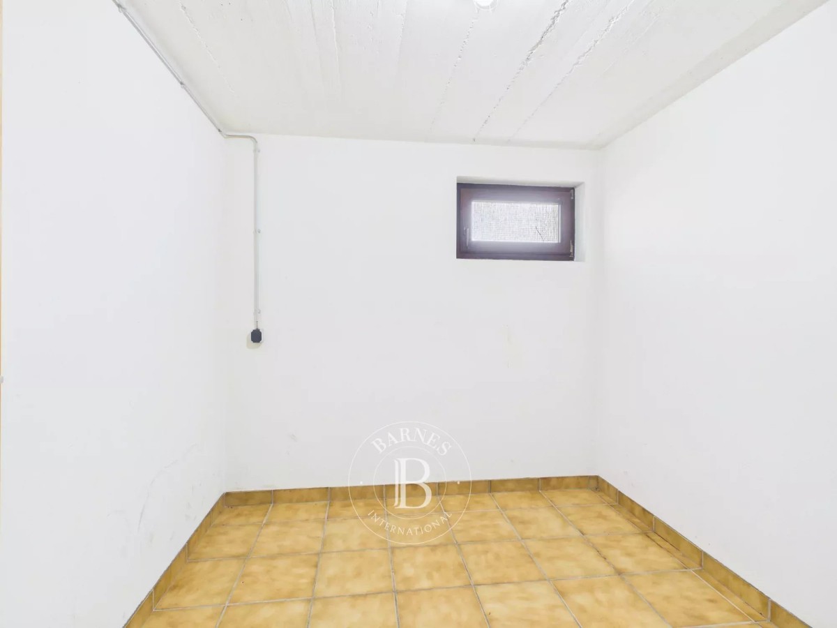 img-gallery