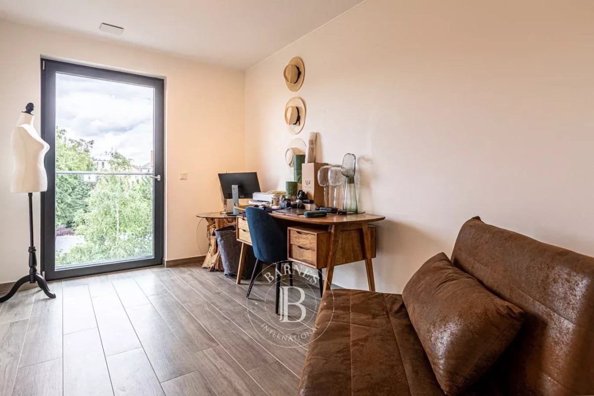 img-gallery