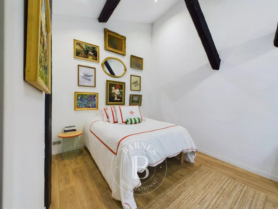 img-gallery