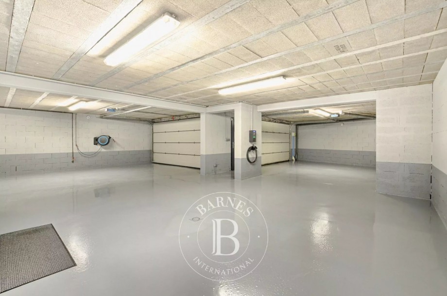 img-gallery