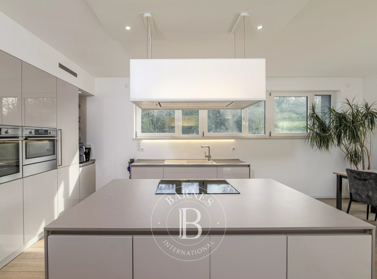 Duplex Sale – Luxembourg-Rollingergrund – 3... - picture 2