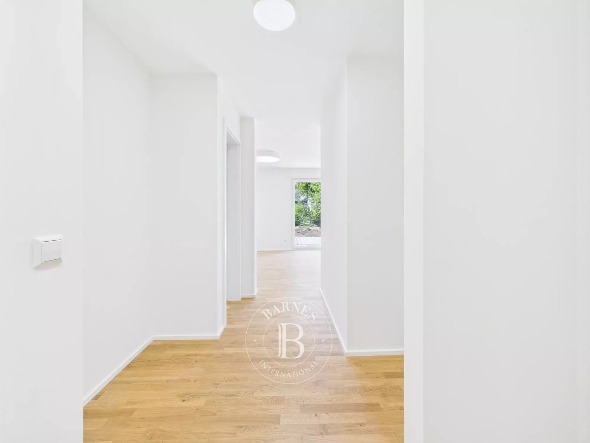 Apartment Luxembourg - picture 1