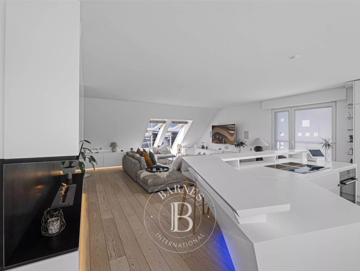 img-gallery