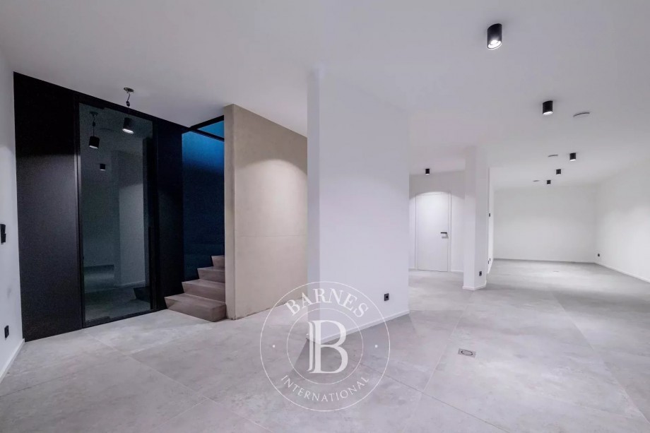 img-gallery