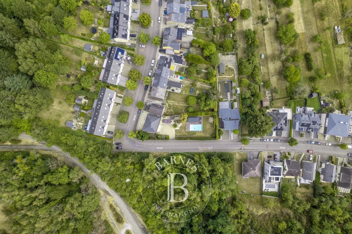 img-gallery