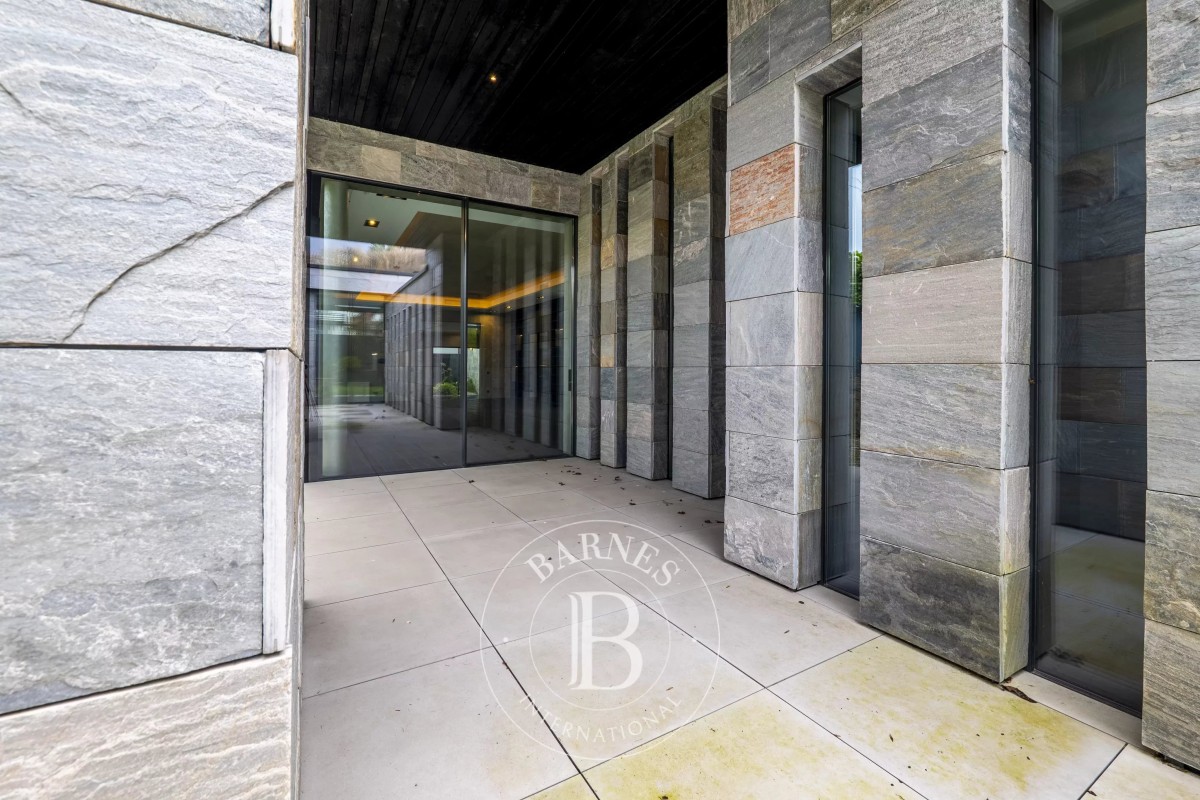 img-gallery