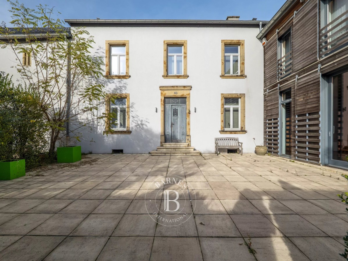 House Imbringen - picture 1