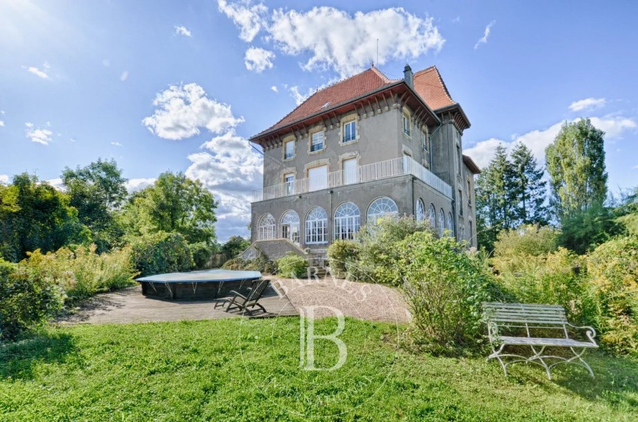 img-gallery
