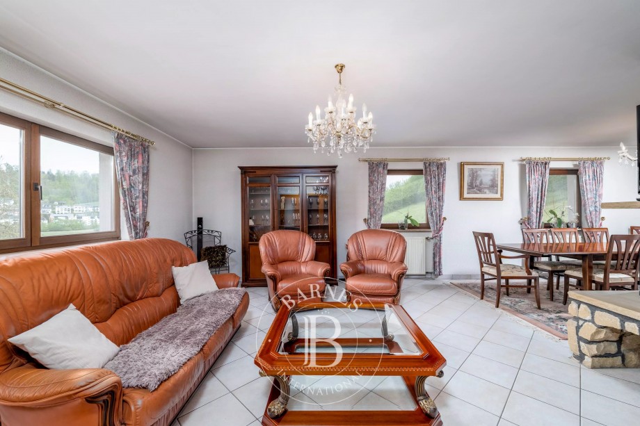 img-gallery