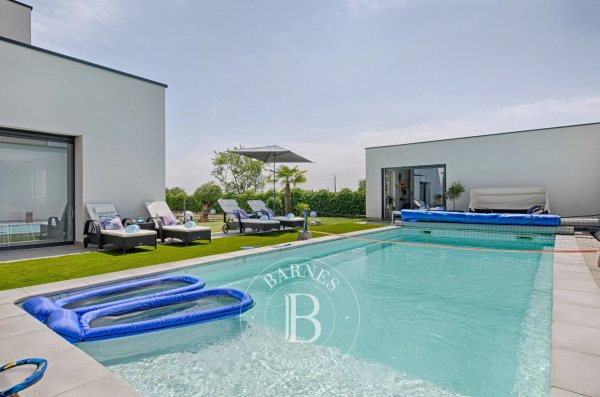 Vente - Villa avec piscine -... - picture 2