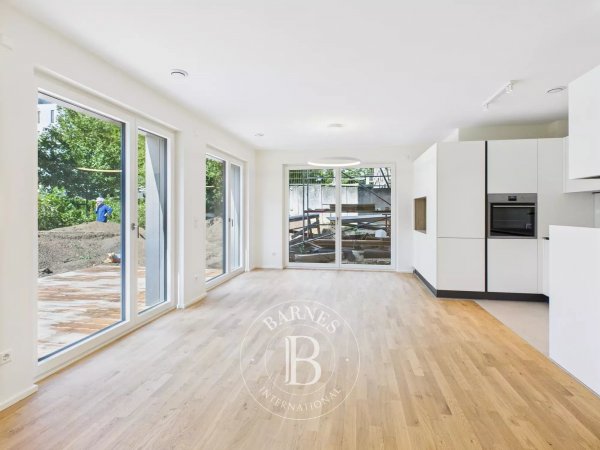 Apartment Rental -... - picture 5