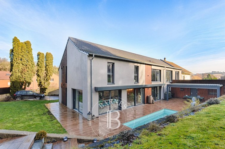 House Escherange - picture 1