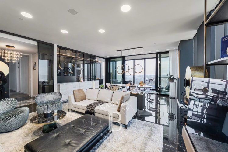 For Sale – Exceptional... - picture 3