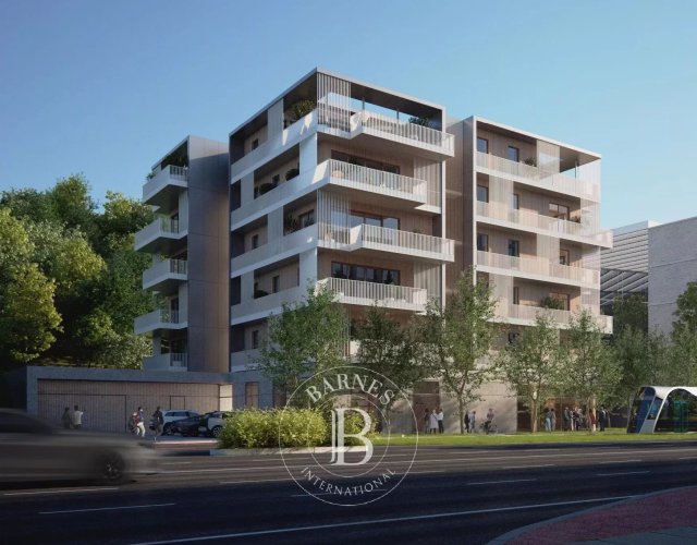 For sale - 3 Bedrooms... - picture 2