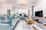 Beautiful 3-bedroom apartment for rent in Merl - picture 1