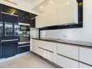 Beautiful, 3-bedroom apartment for rent in Merl - picture 1