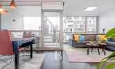 Fully-furnished 3-bedroom apartement for rent - picture 1